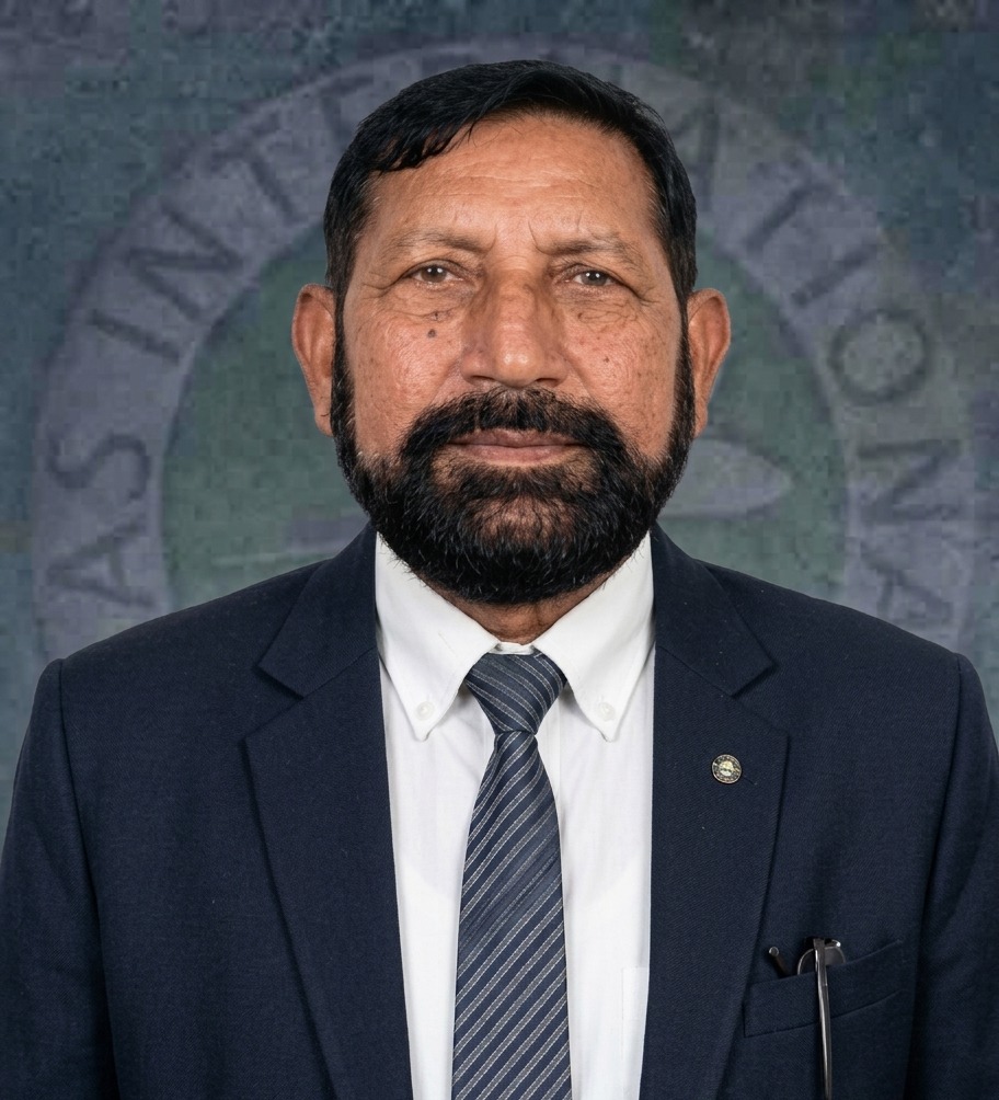 Portrait of Wg Cdr Riaz Raee